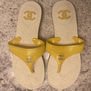 Chanel Interlocking CC Logo Rubber Flip Flop Sandals
